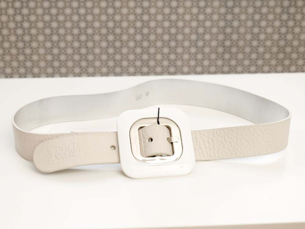 D&G Dolce & Gabbana White Leather Chunky Buckle Belt NWT (Size 90 / 36 IN)
